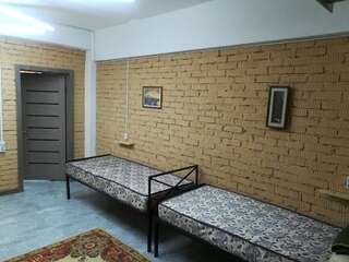 Хостелы Family hostel Алматы Четырехместный номер "Комфорт"-2