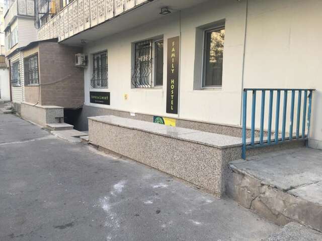 Хостелы Family hostel Алматы-4
